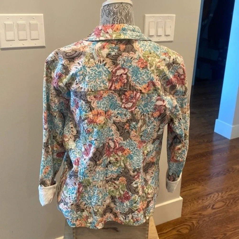 Joni B Floral Detailed Jacket | Size Large, Like New Condition! - Picture 2 of 5